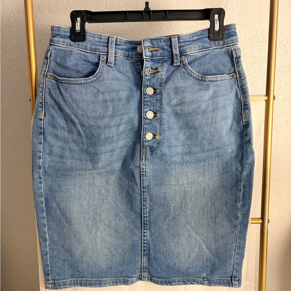 Like new Banana Republic Blue Denim Jean skirt